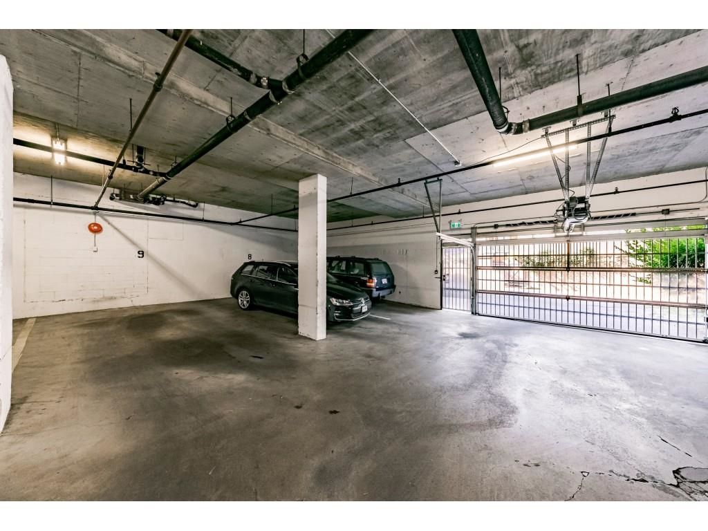Listing Image 25