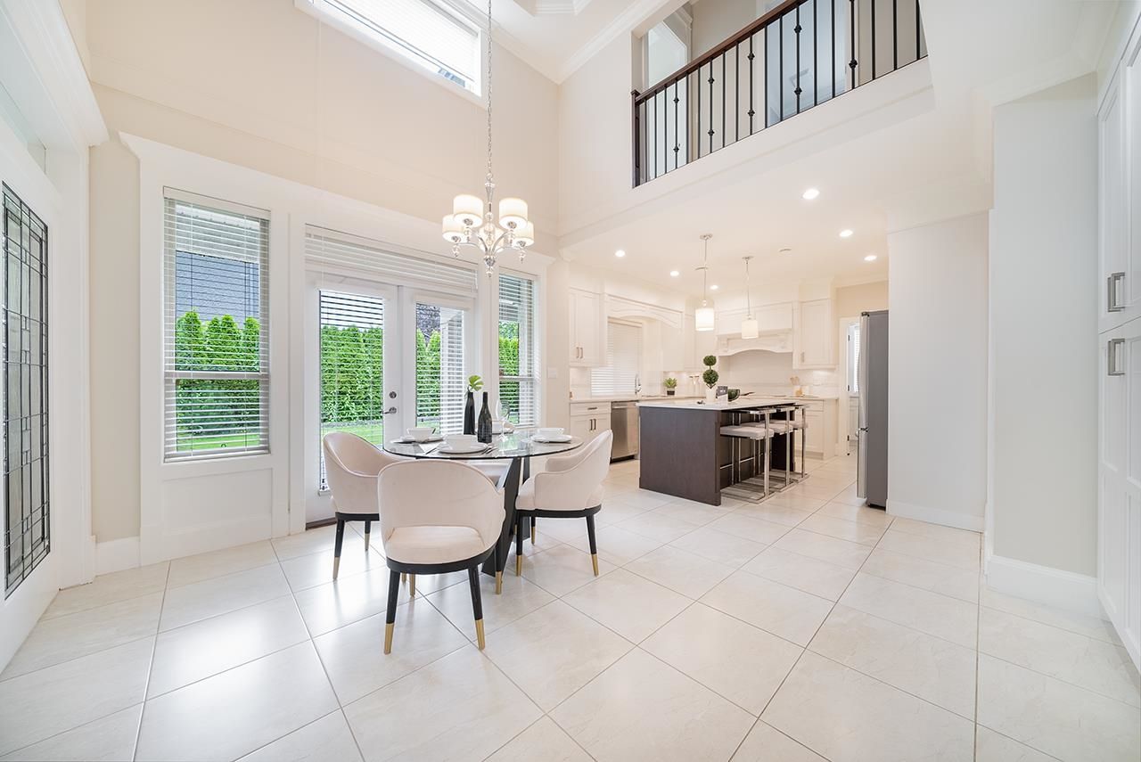 Listing Image 10