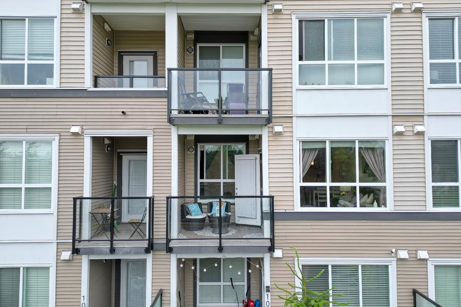 Listing Image 16