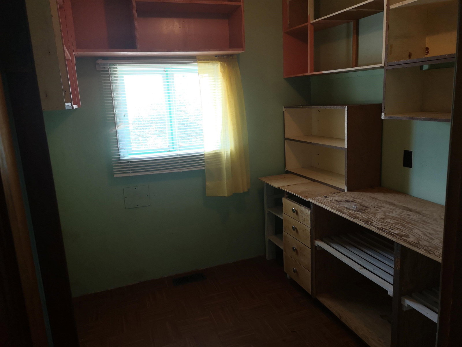 Listing Image 9
