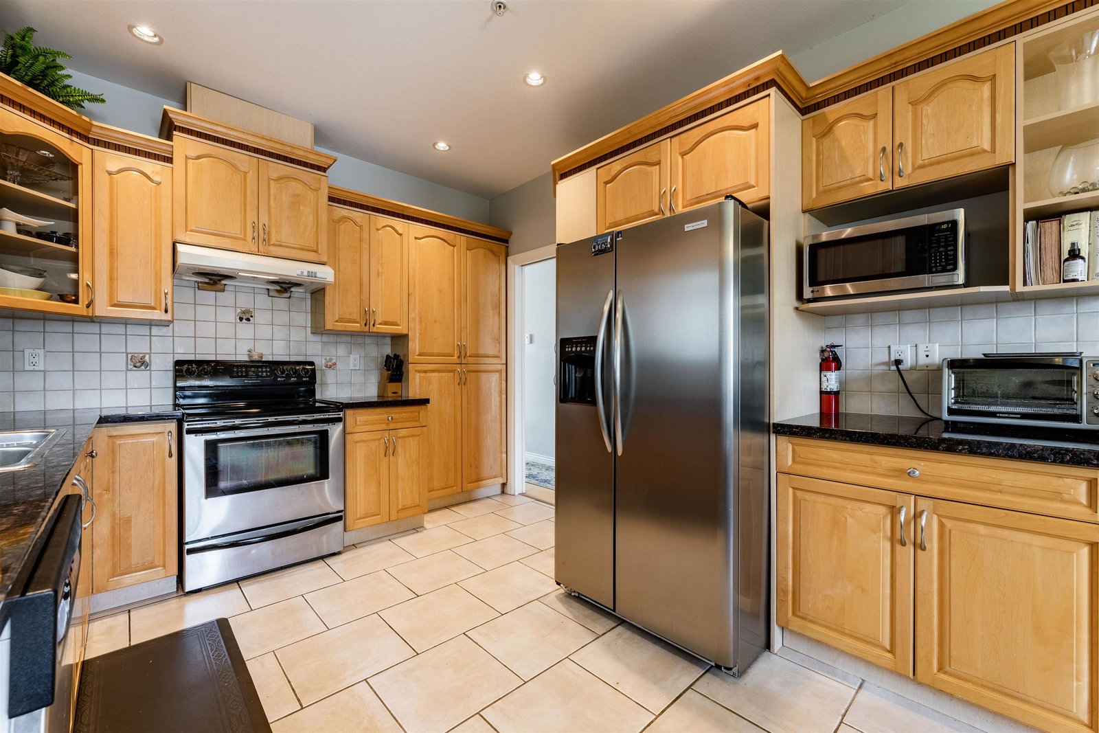 Listing Image 11