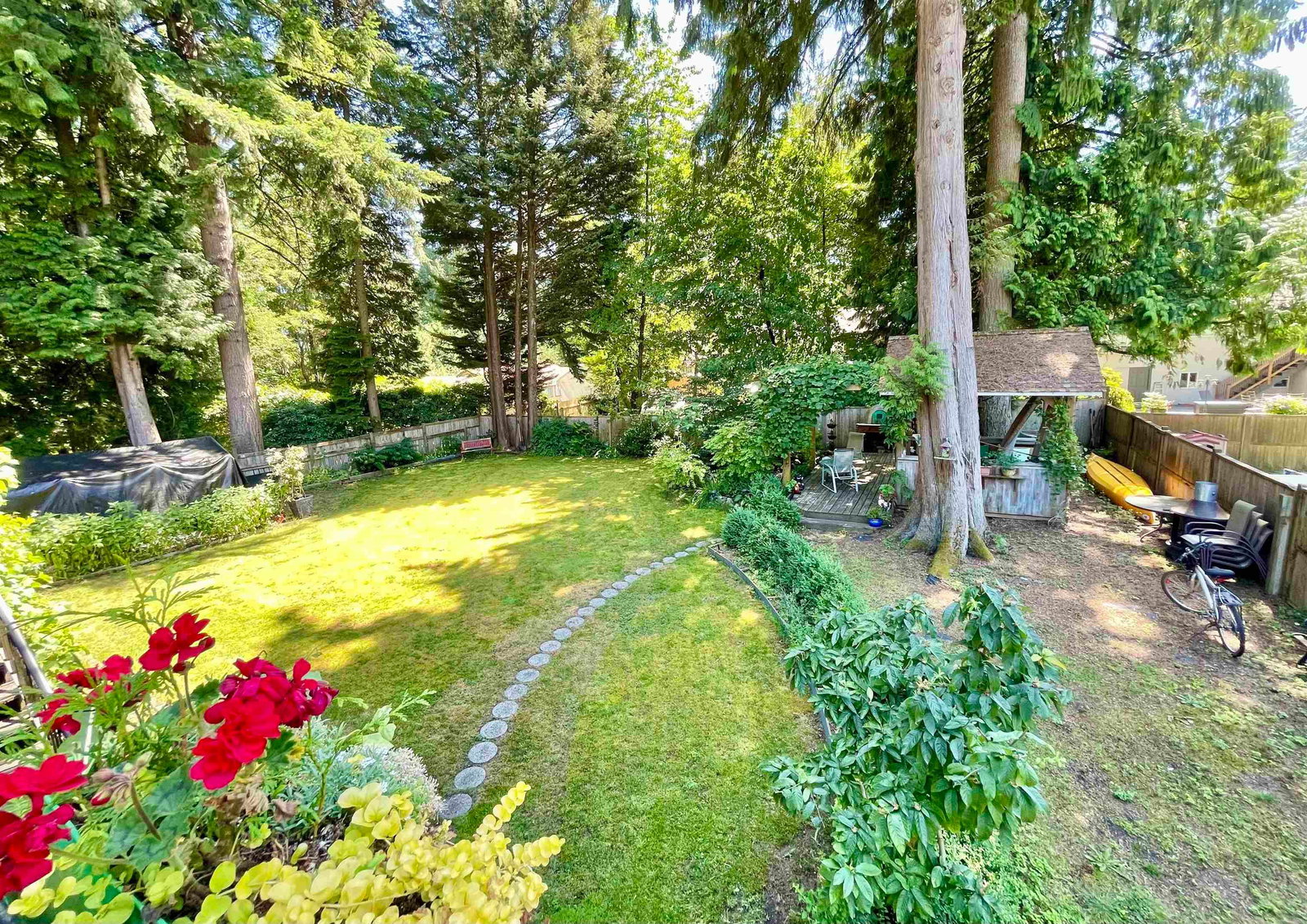 Listing Image 11