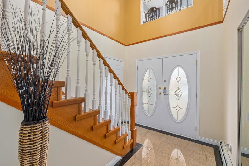 3545 Viewmount Place, Abbotsford, V2T 6S1 | Image 3