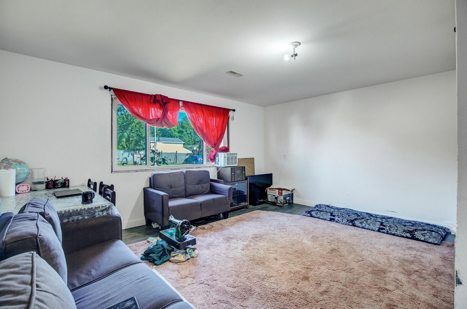 Listing Image 28