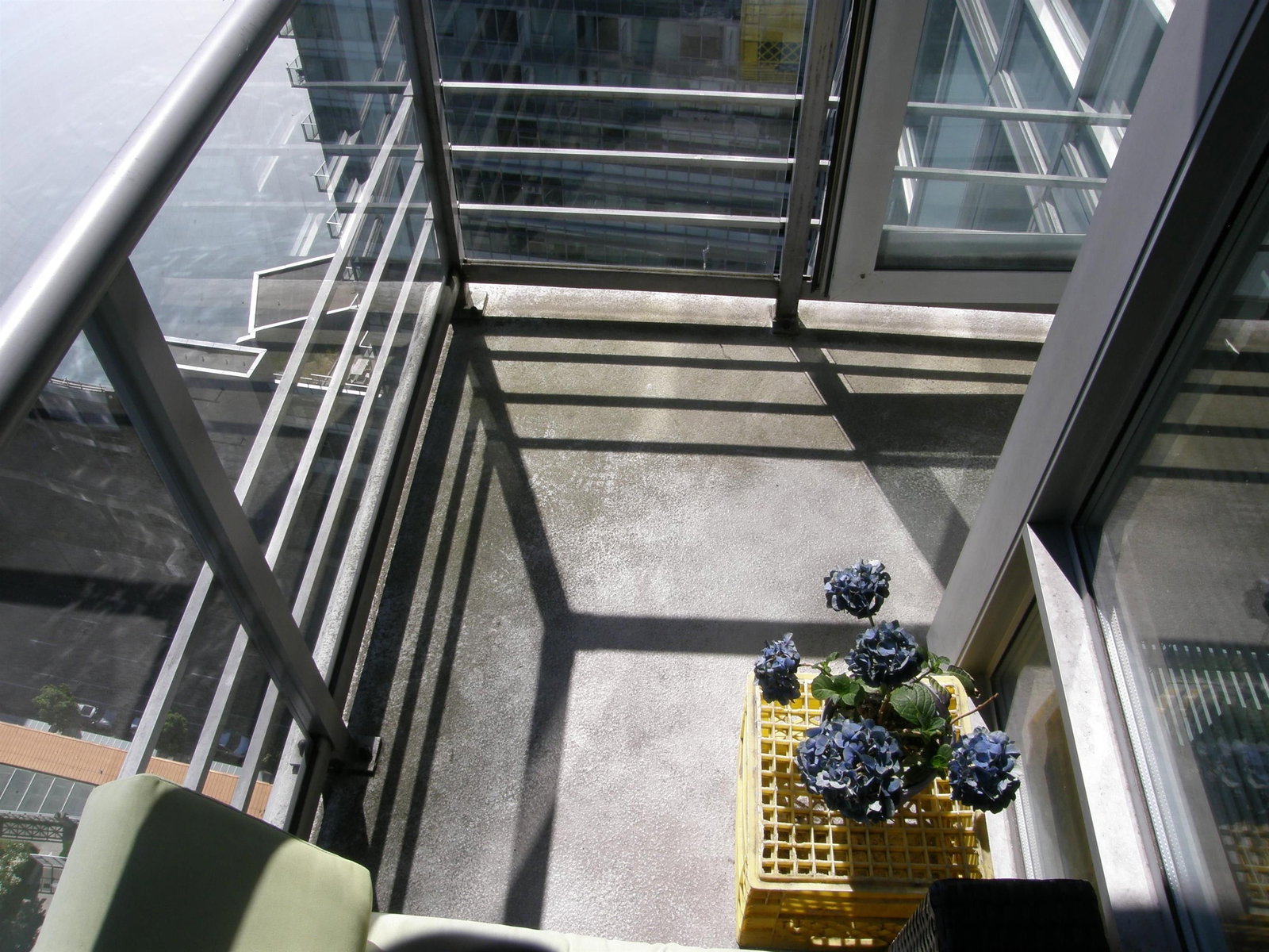 Listing Image 11
