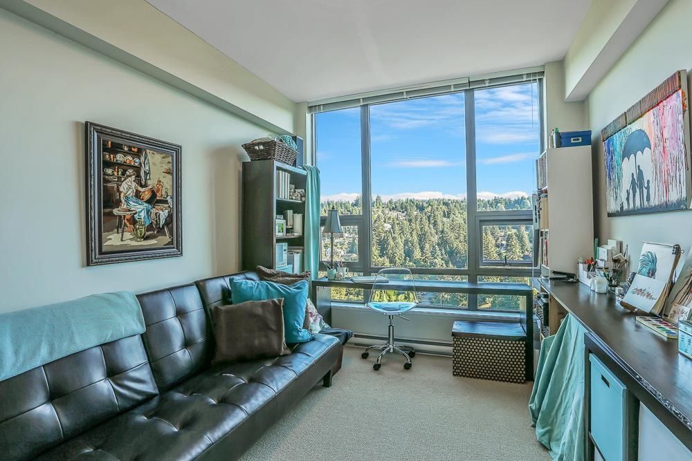 Listing Image 11