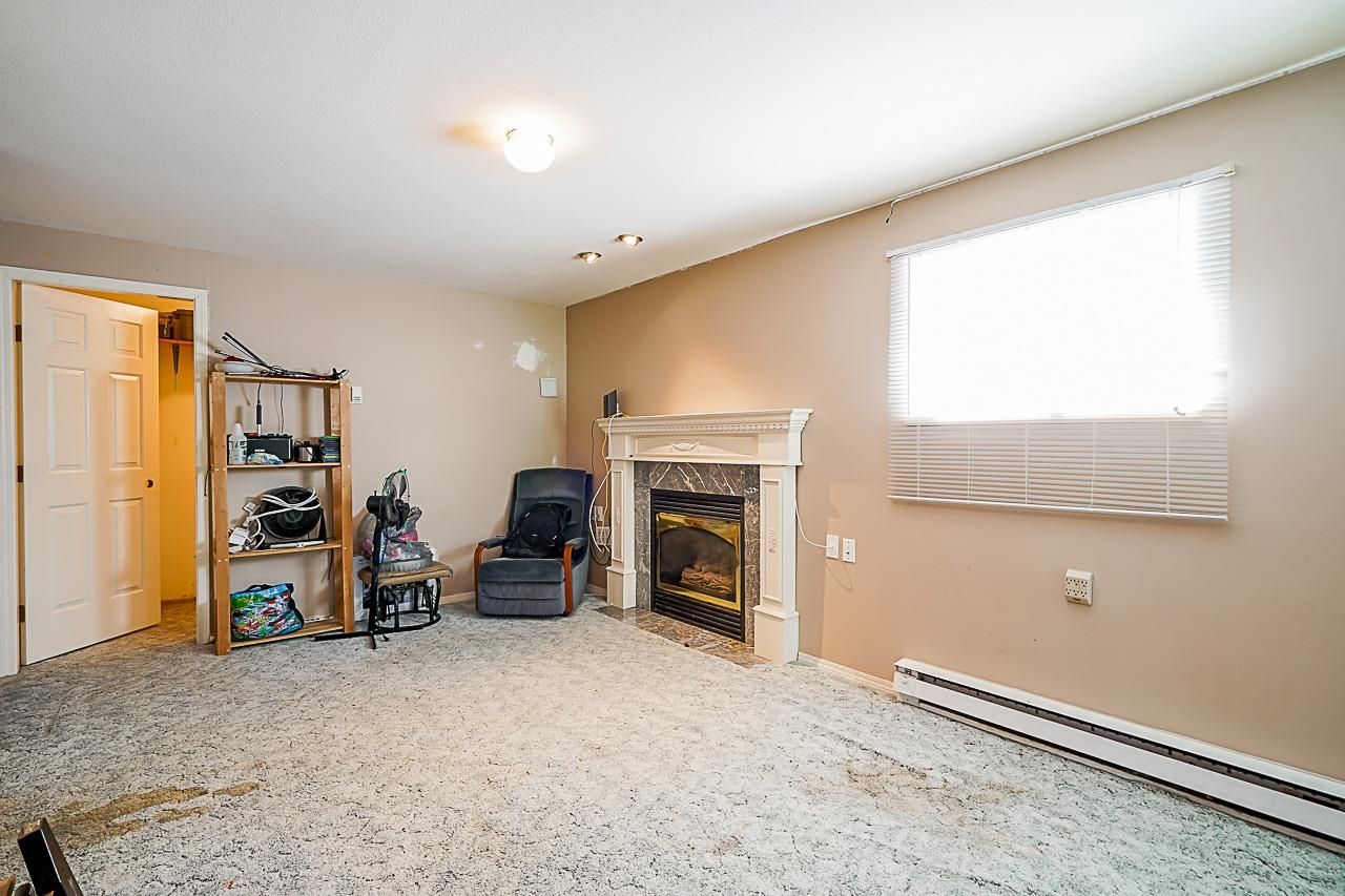 Listing Image 32