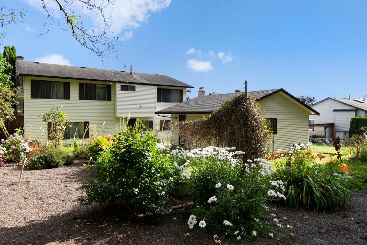 Listing Image 24