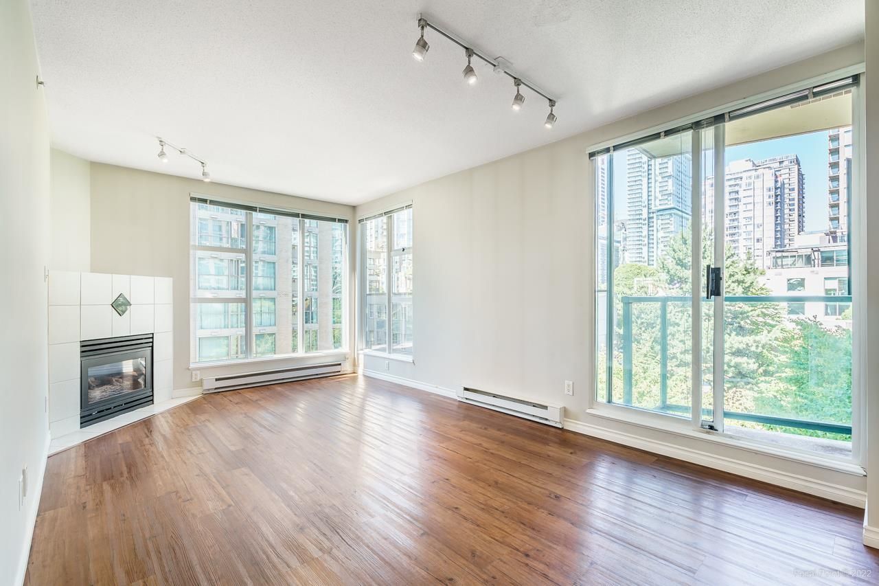 Listing Image 17