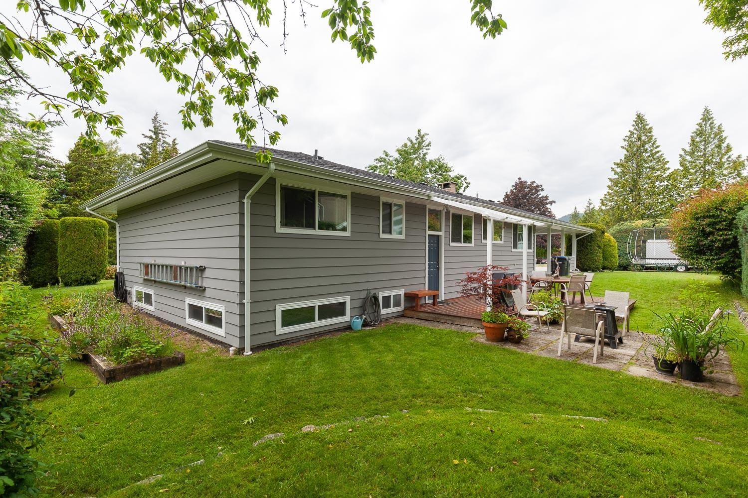 Listing Image 24