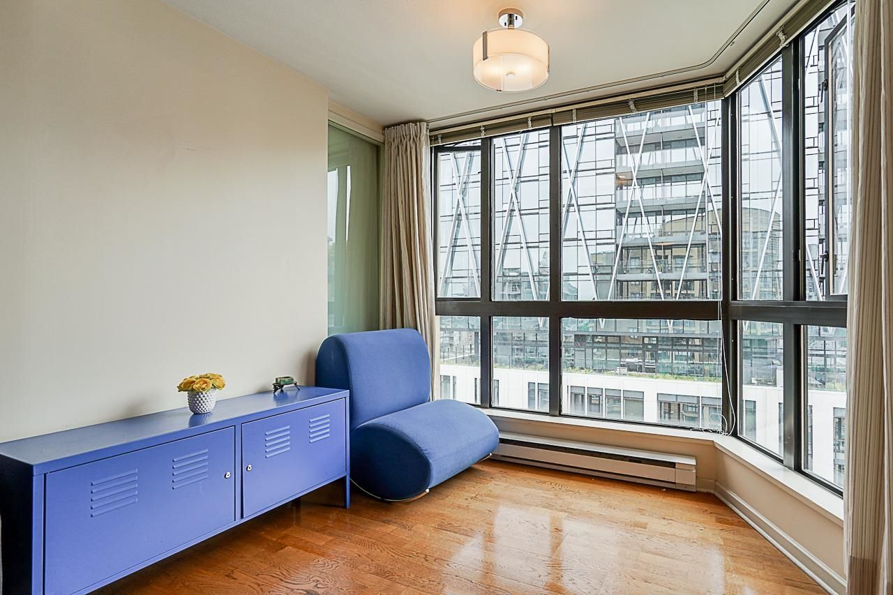 Listing Image 19