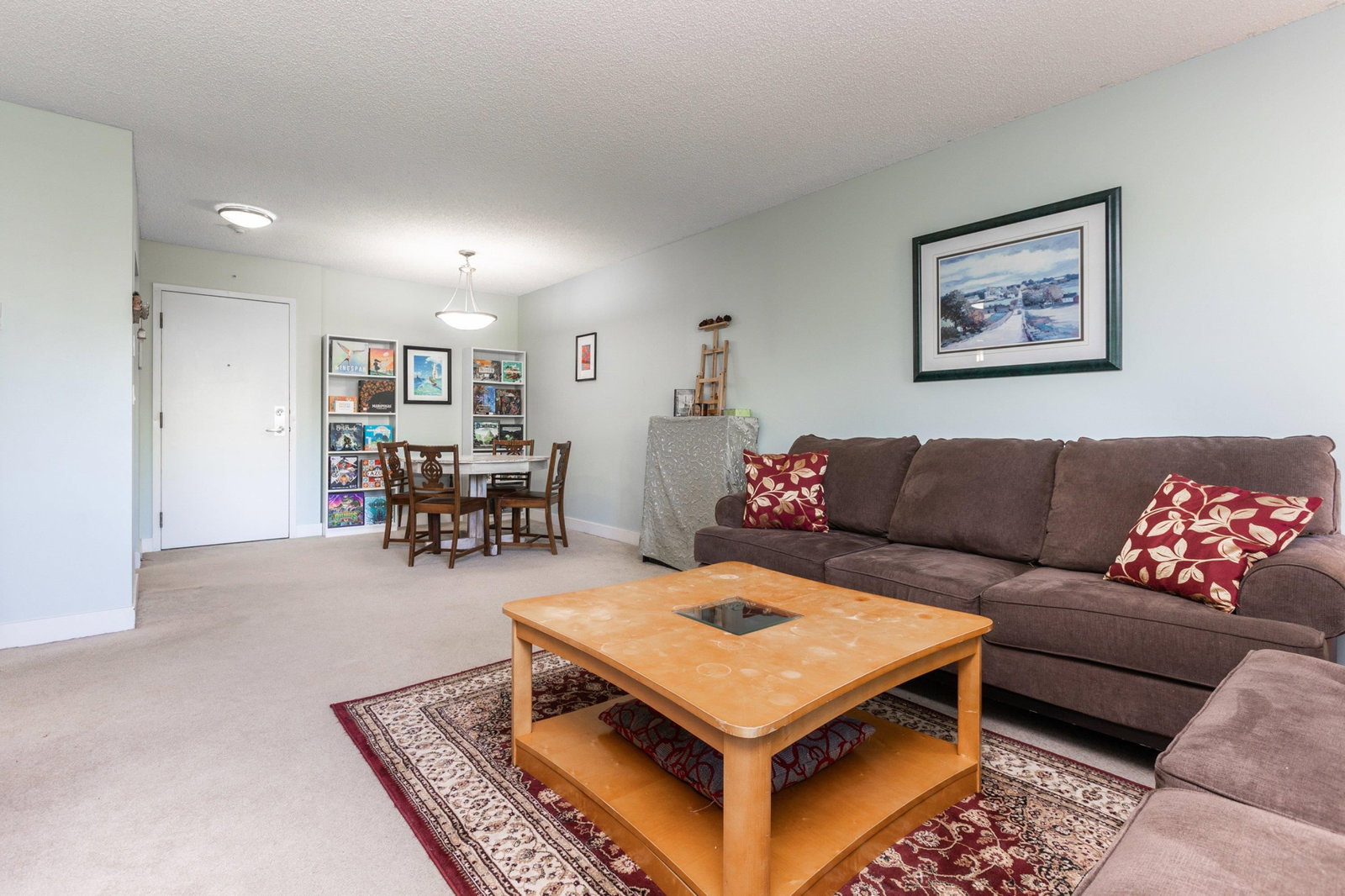 Listing Image 6