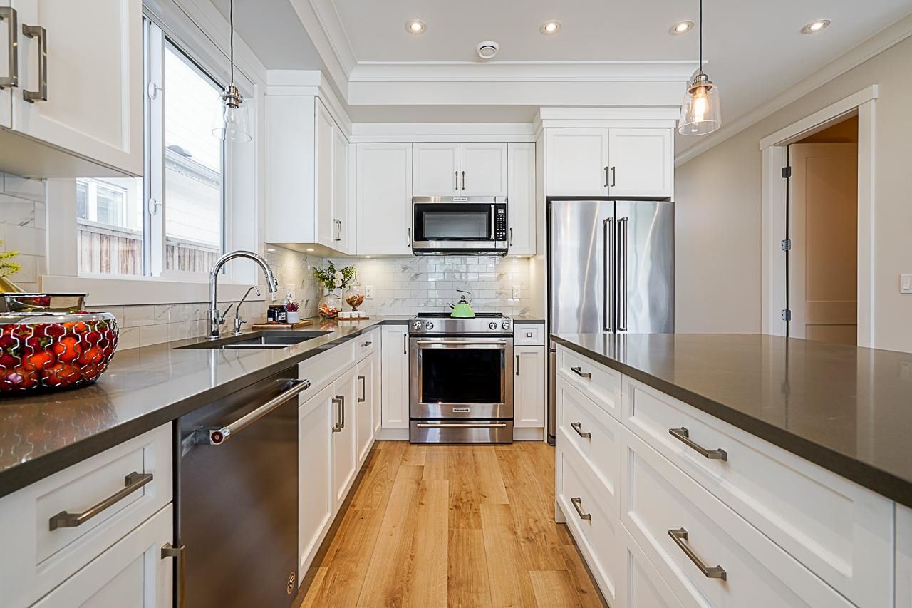Listing Image 9