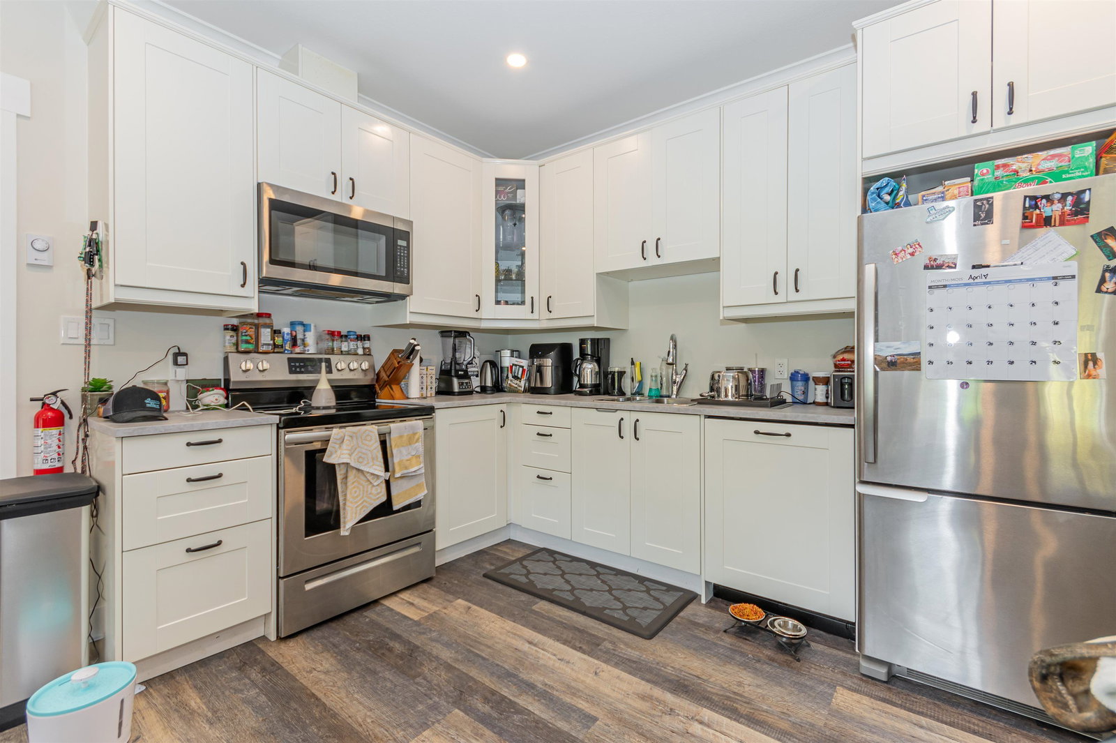 Listing Image 12