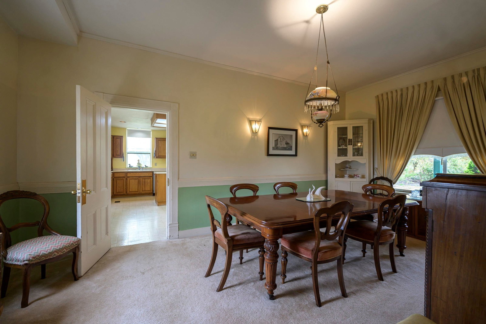 Listing Image 11
