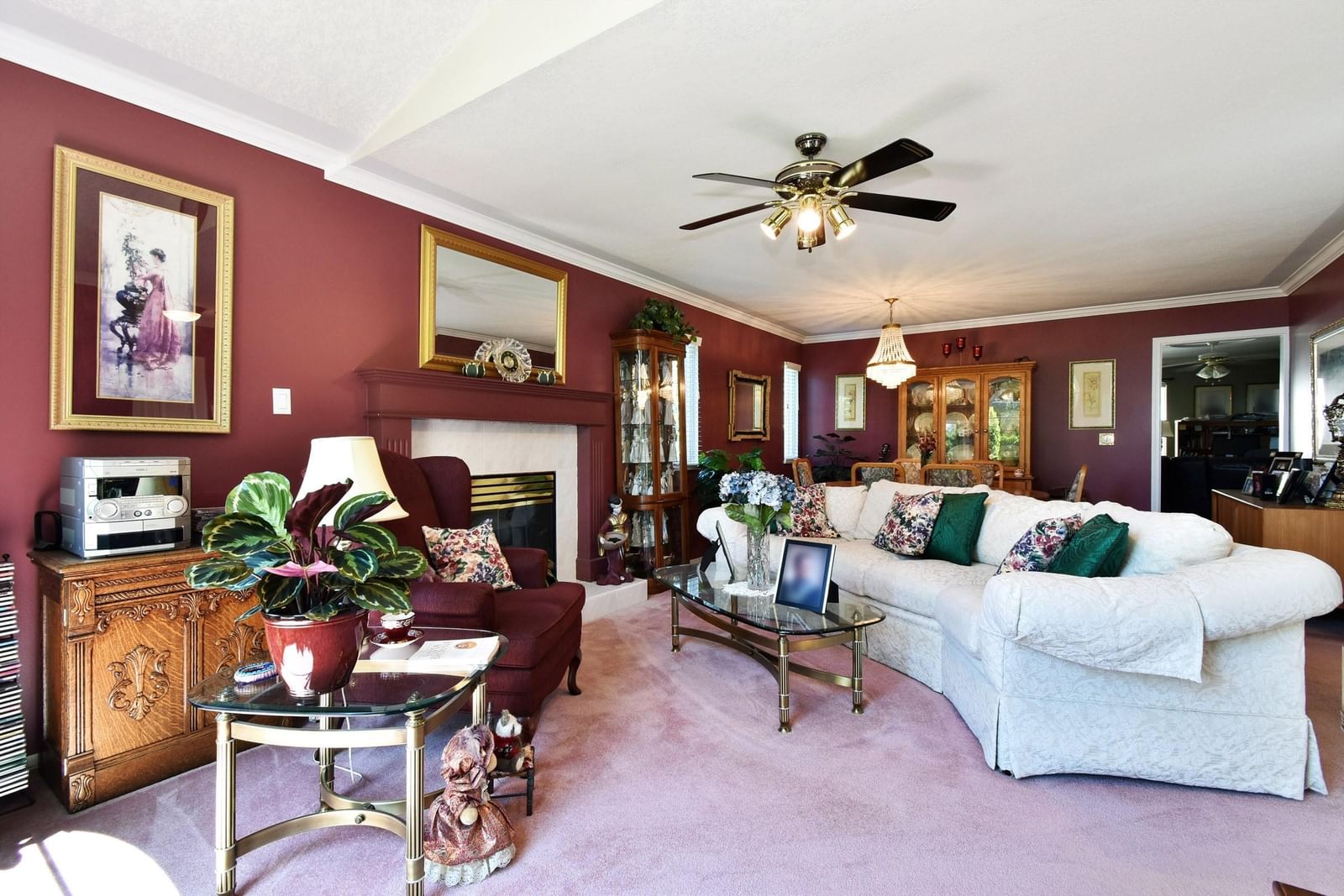 Listing Image 6