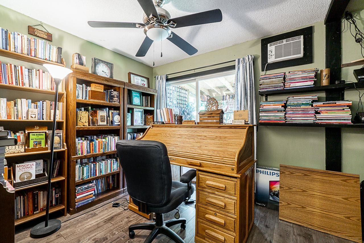 Listing Image 16