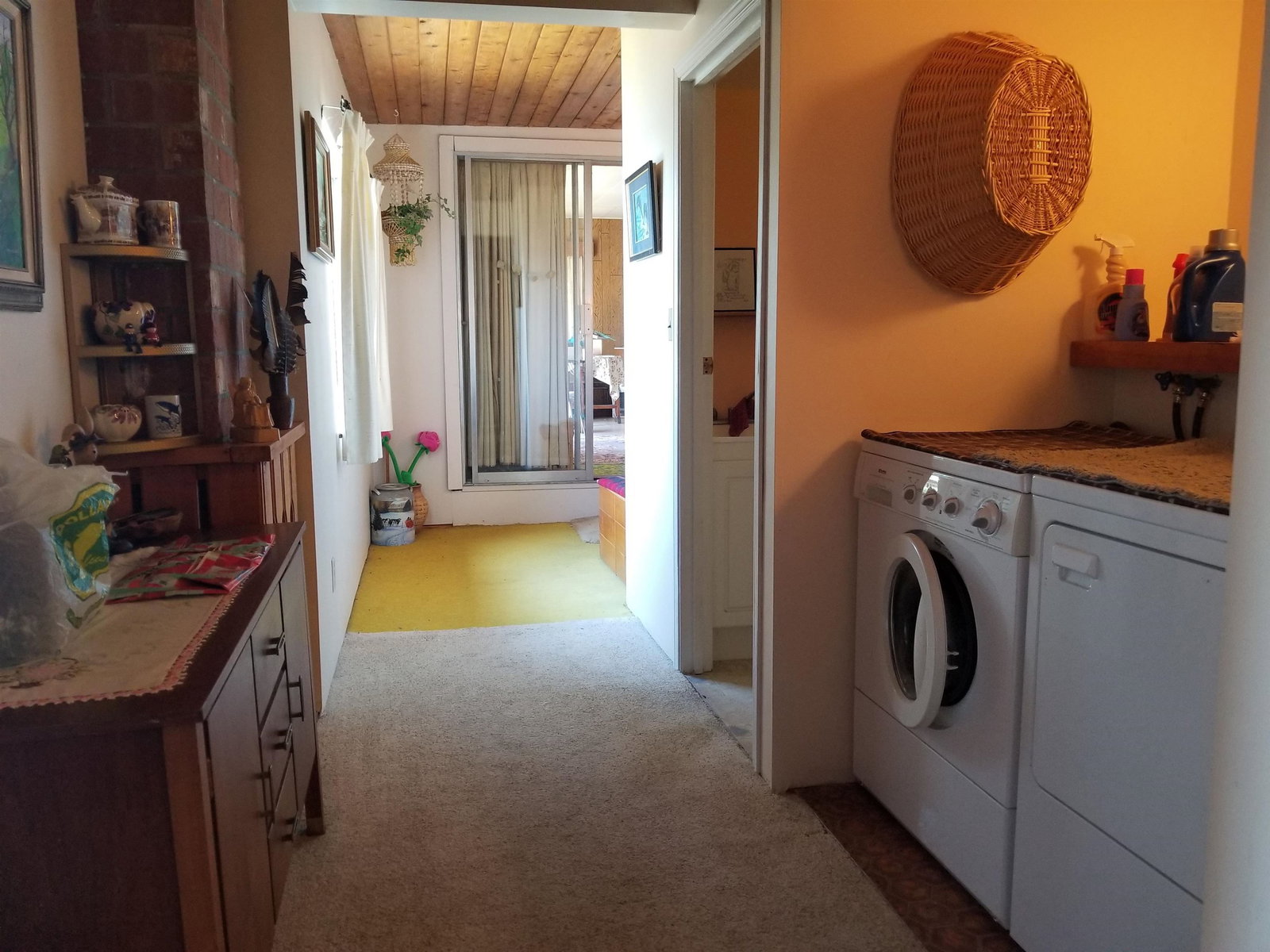 Listing Image 16