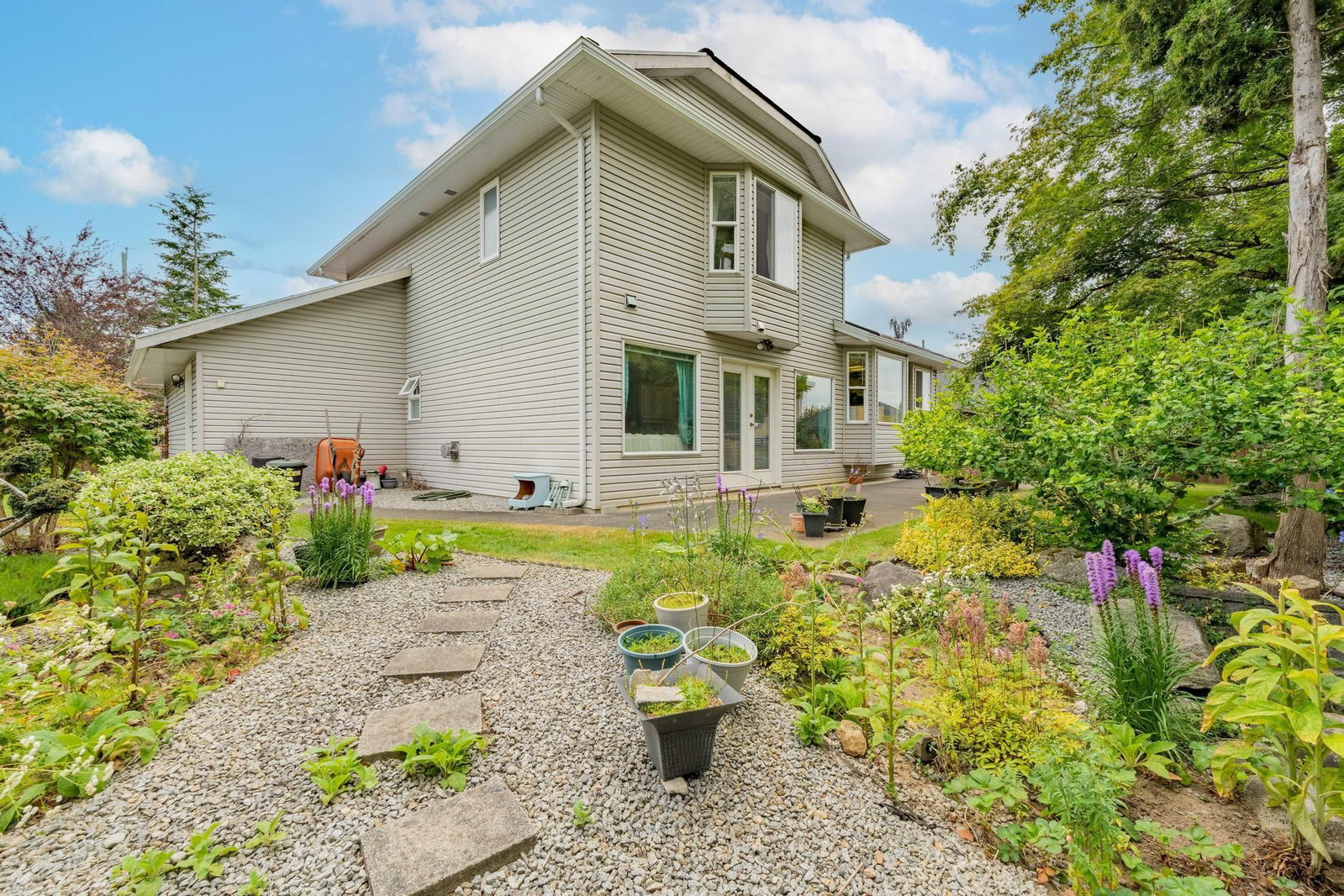 Listing Image 28