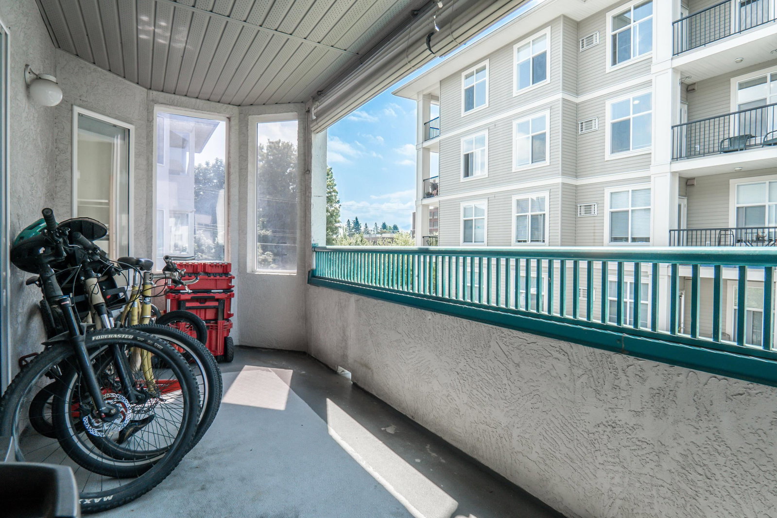 Listing Image 19
