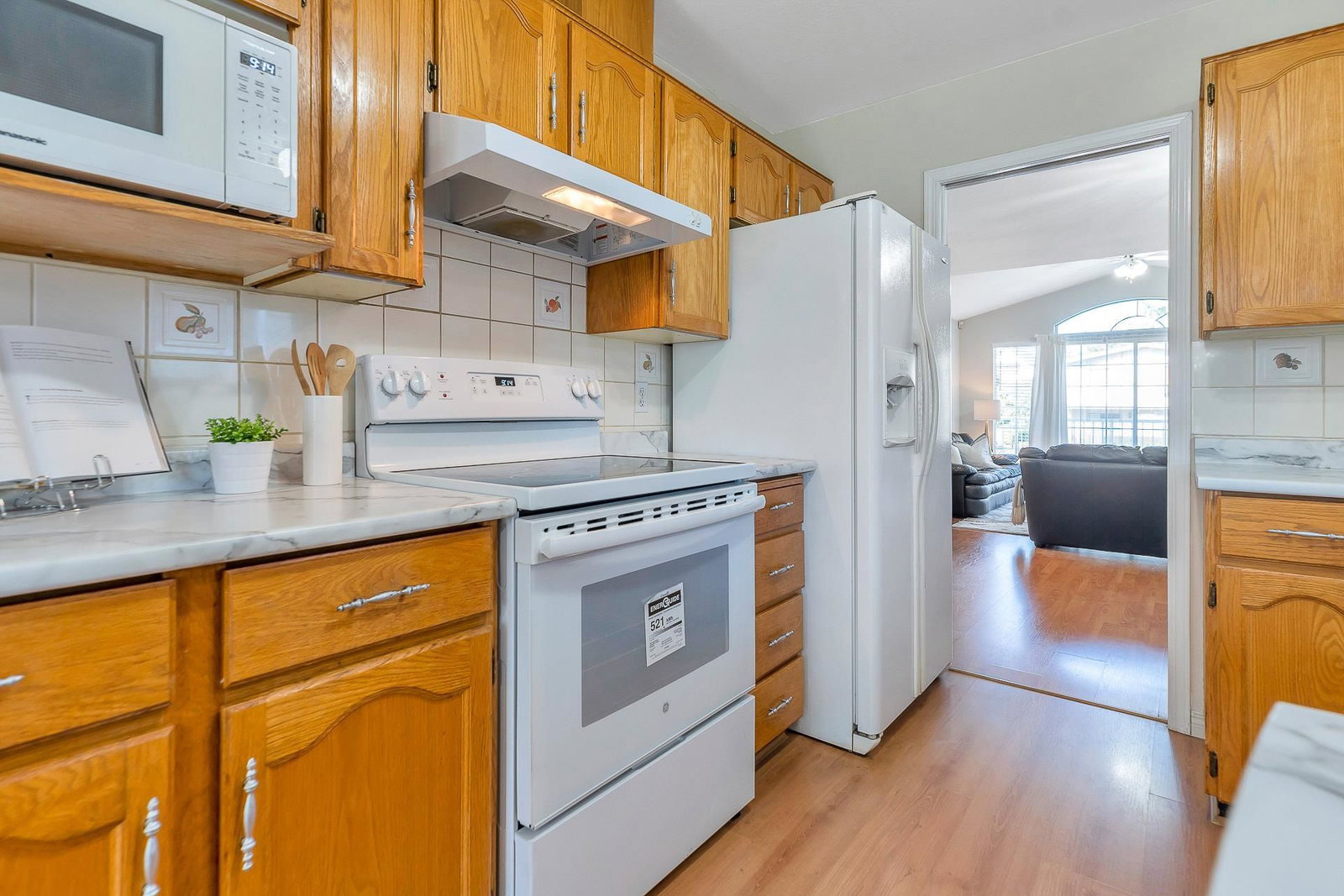 Listing Image 16