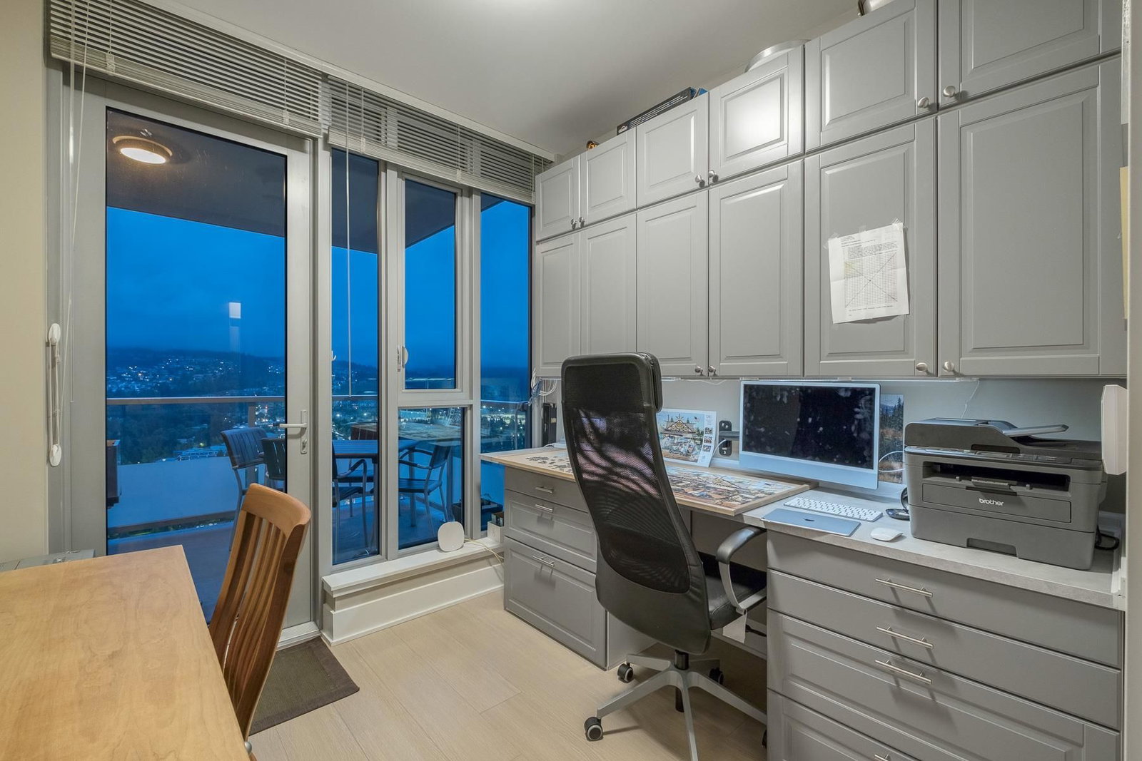 Listing Image 21