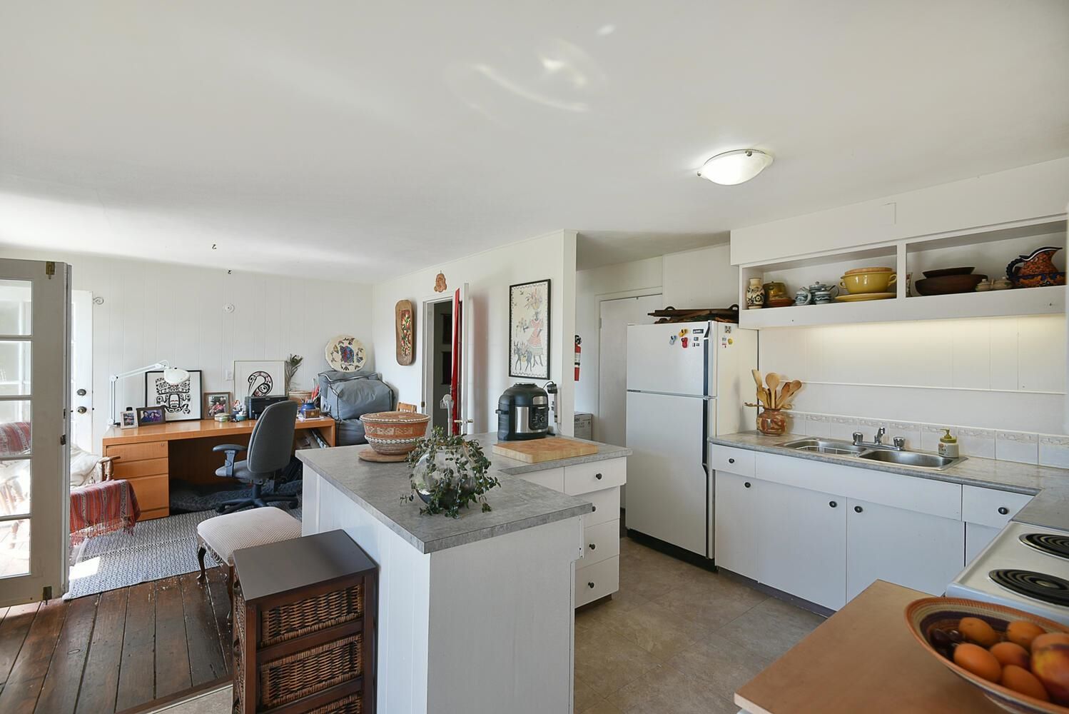 Listing Image 13