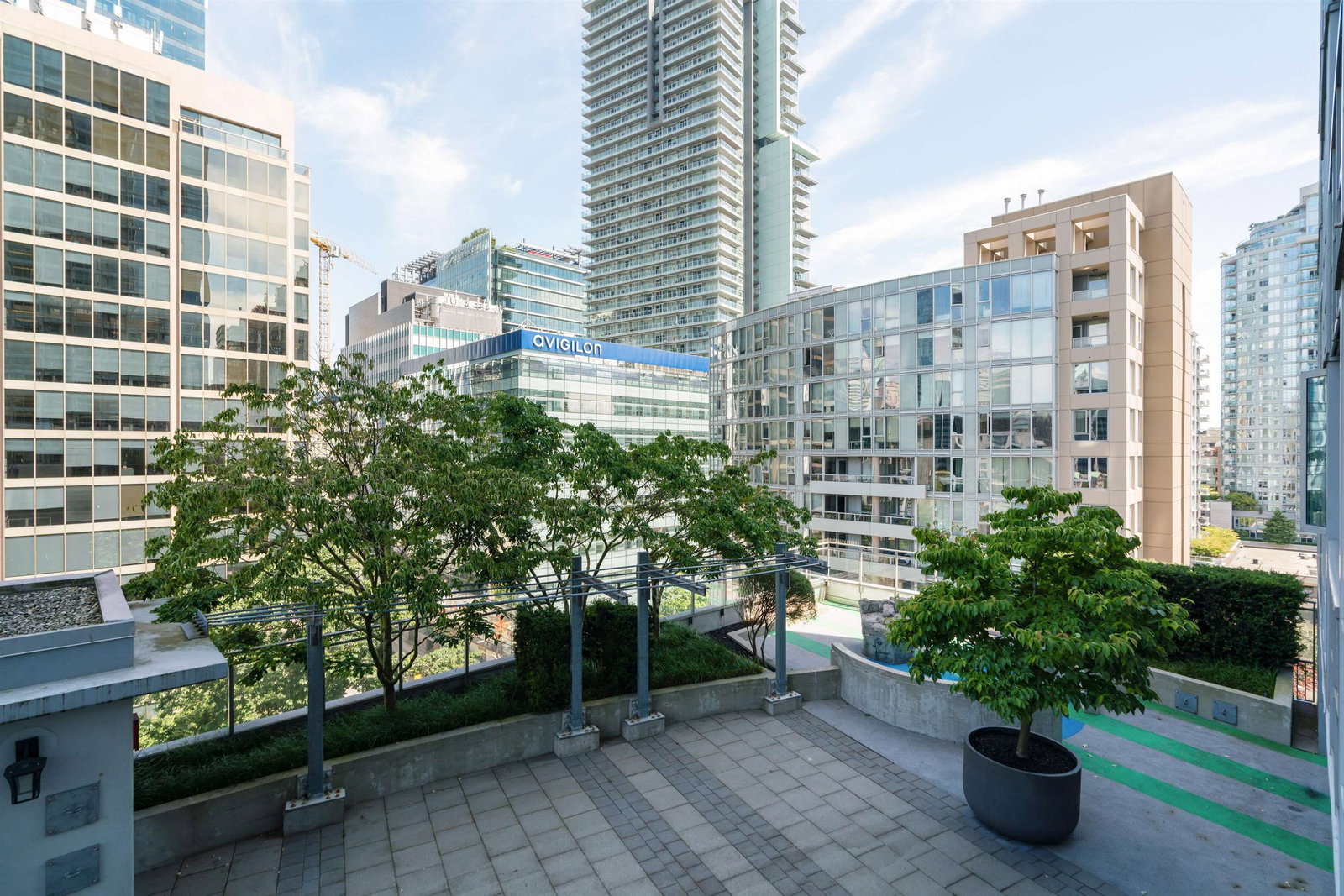 Listing Image 9