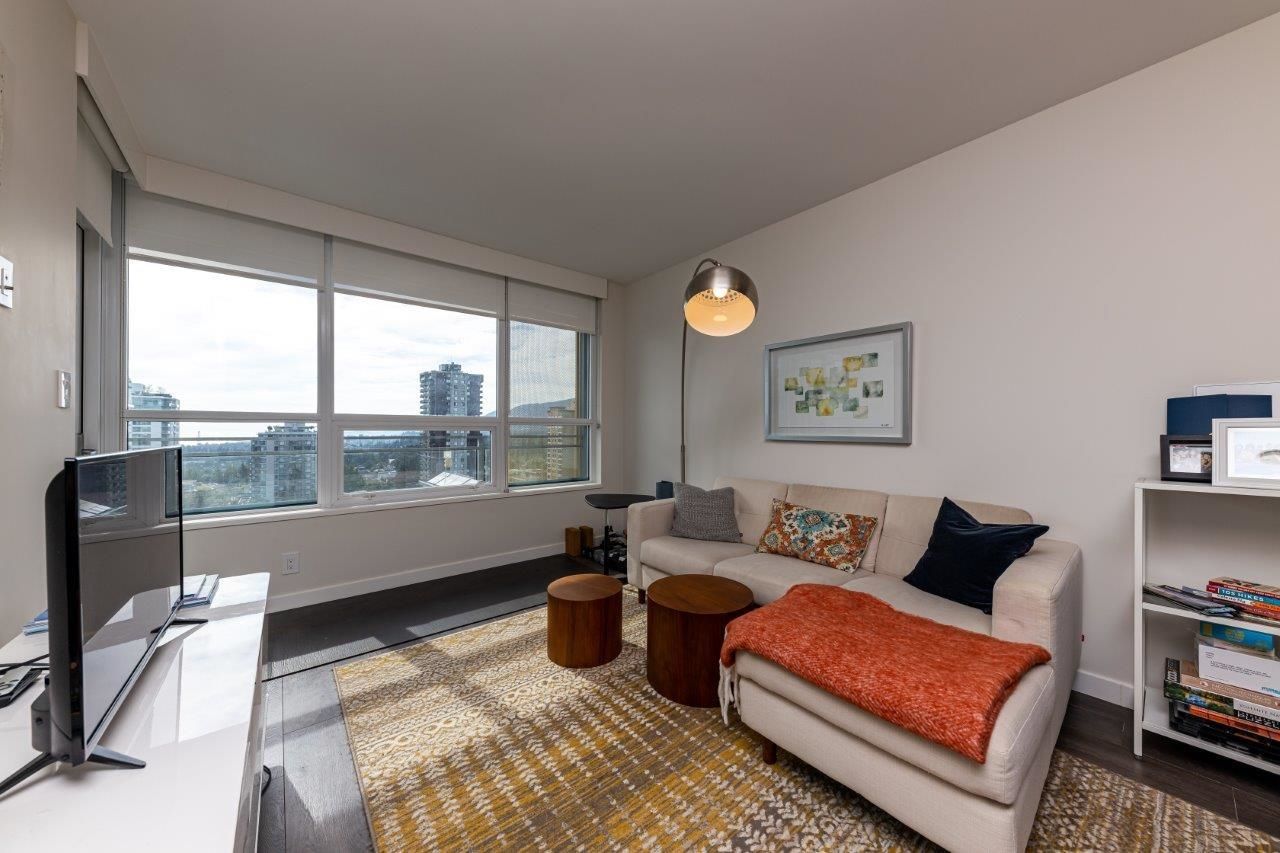 Listing Image 18