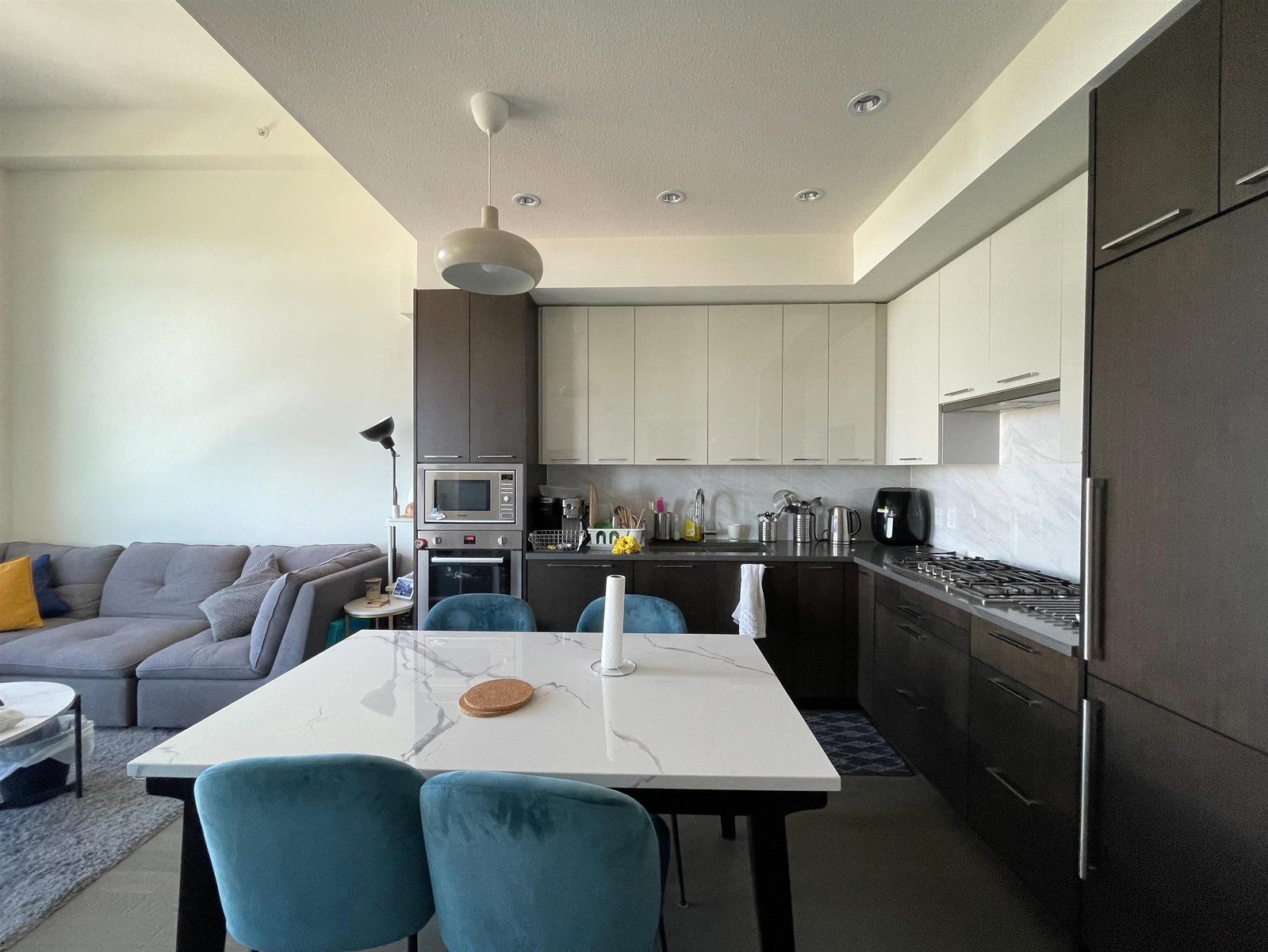 Listing Image 19