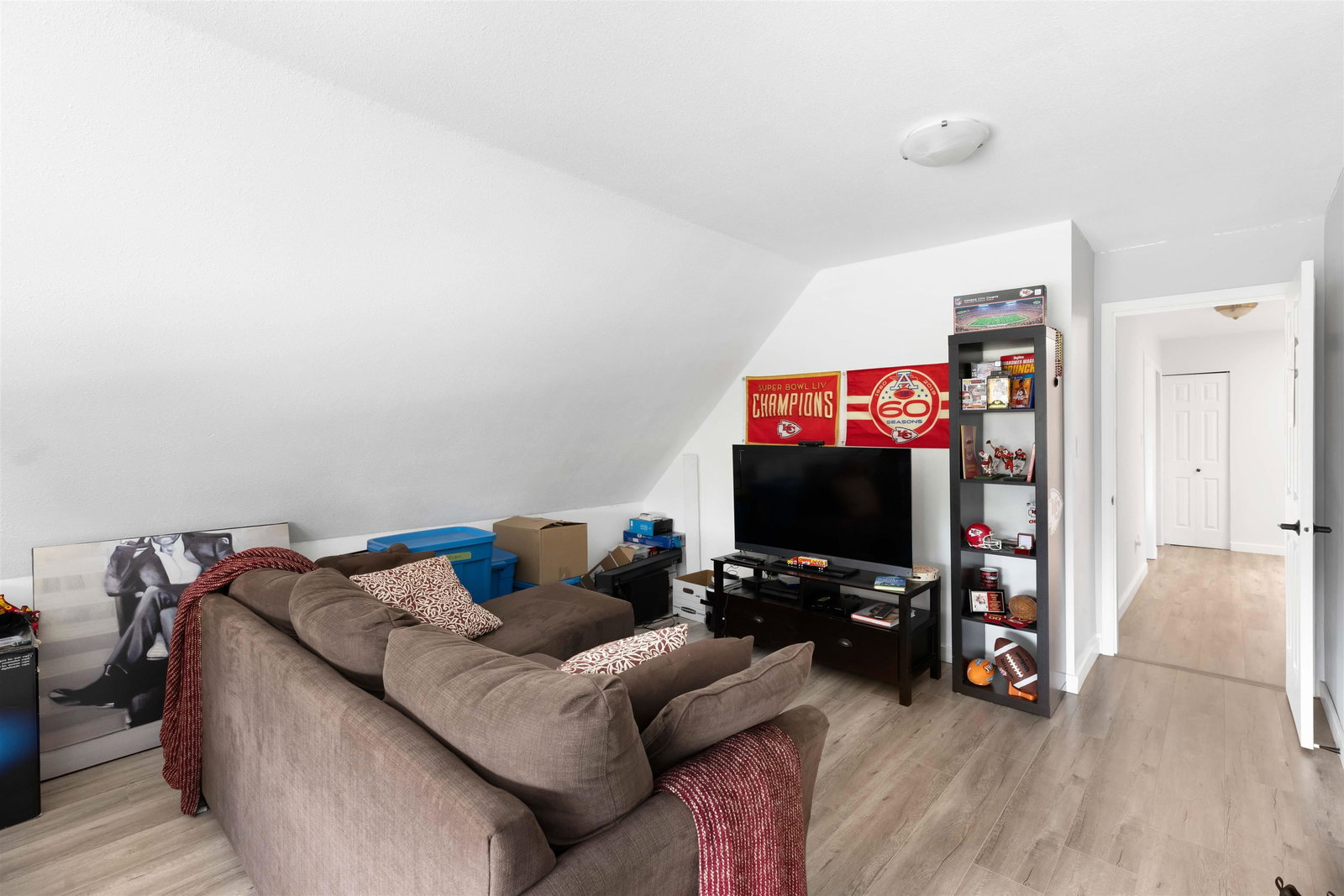 Listing Image 34