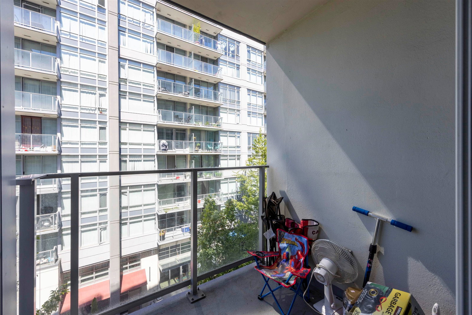 Listing Image 16