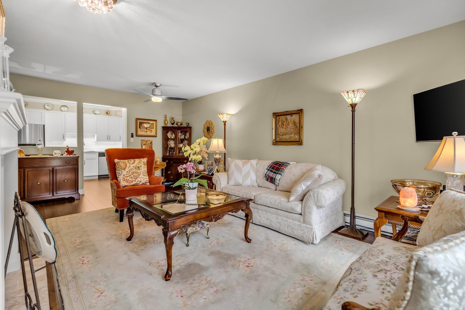 Listing Image 16