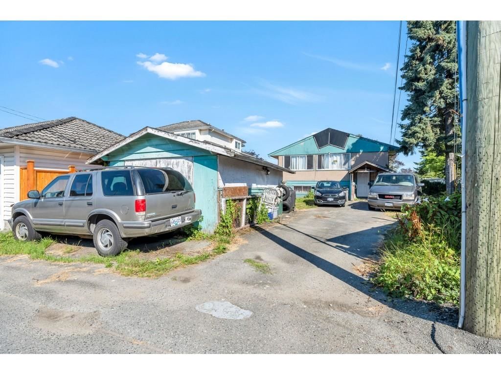 Listing Image 8