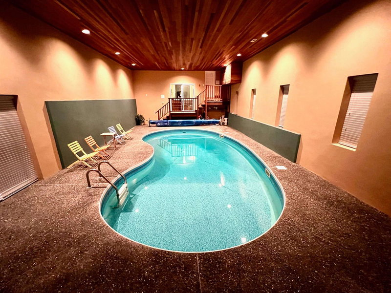 7625 Aubrey Street, Burnaby, V5A 1K6 | Image 2