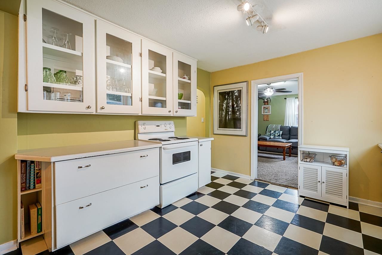 Listing Image 10