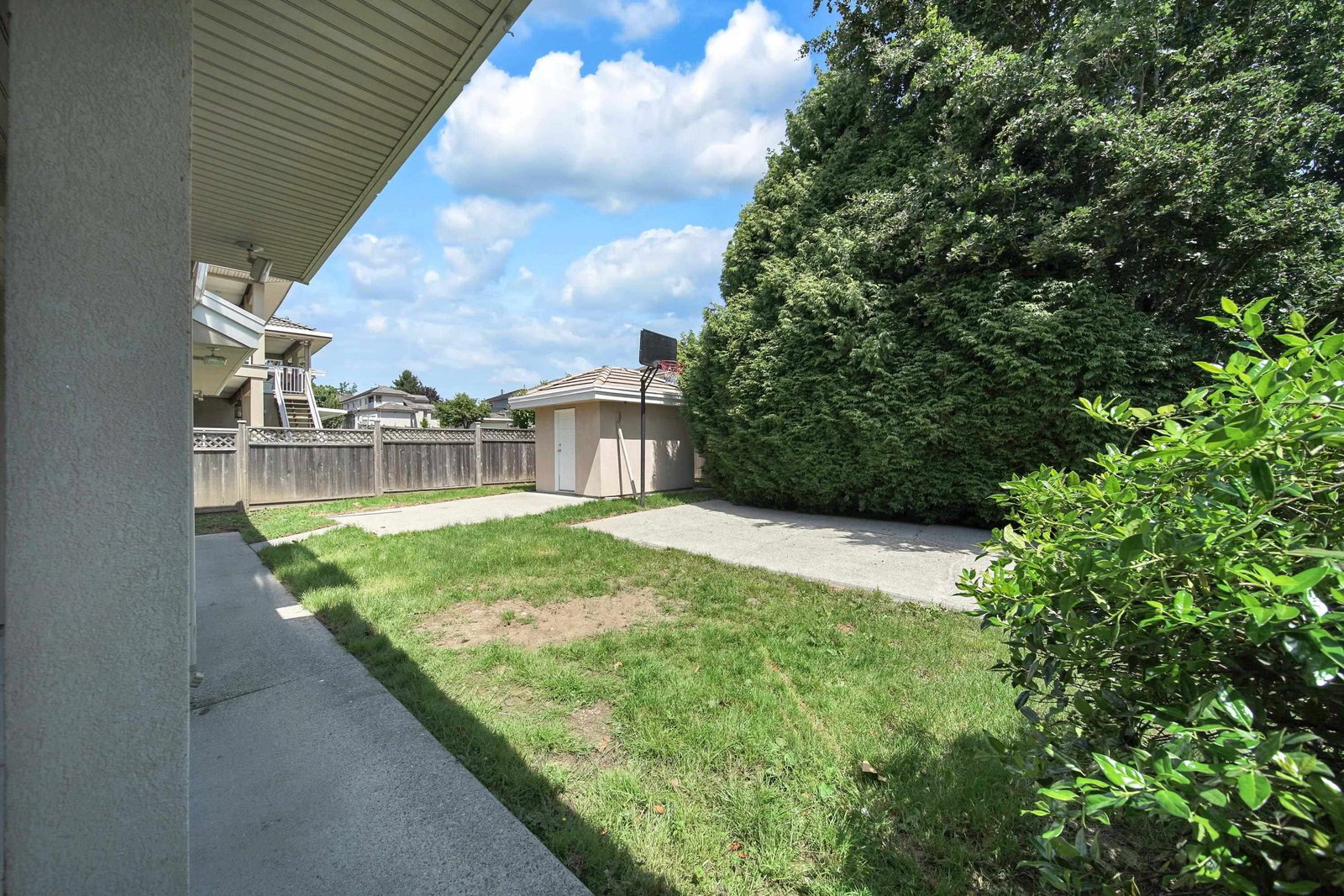 Listing Image 23