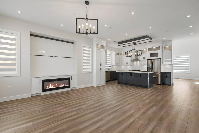 46077 Crestview Drive, Chilliwack, V2R 6G4 | Image 3