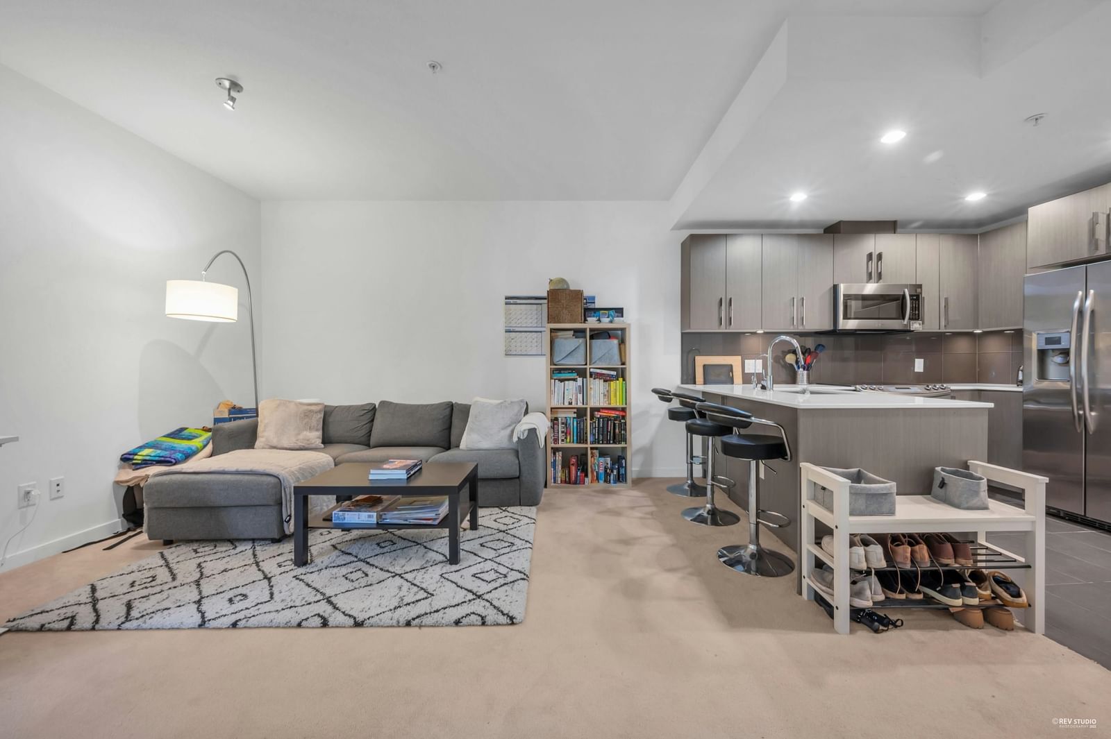 Listing Image 8
