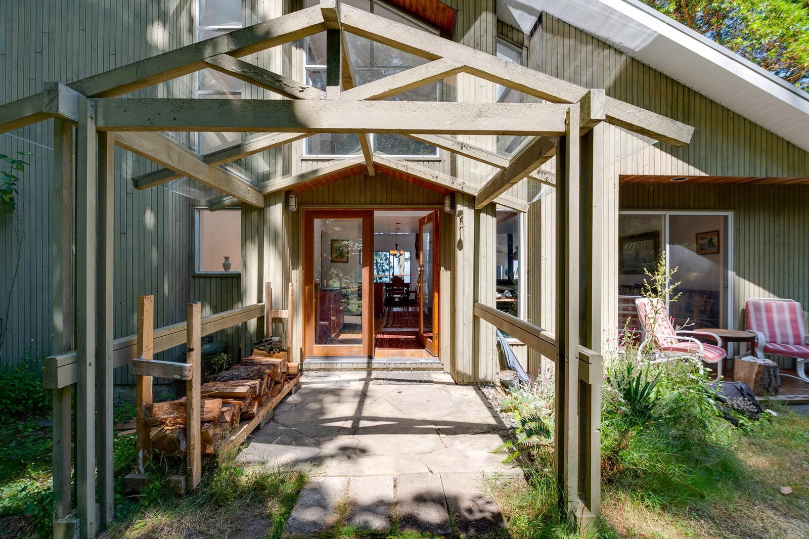 Listing Image 5