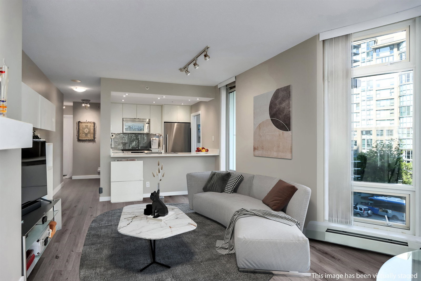Listing Image 22