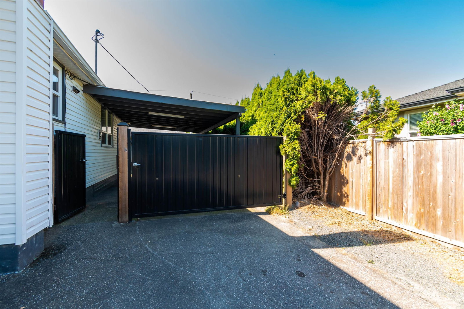 Listing Image 38