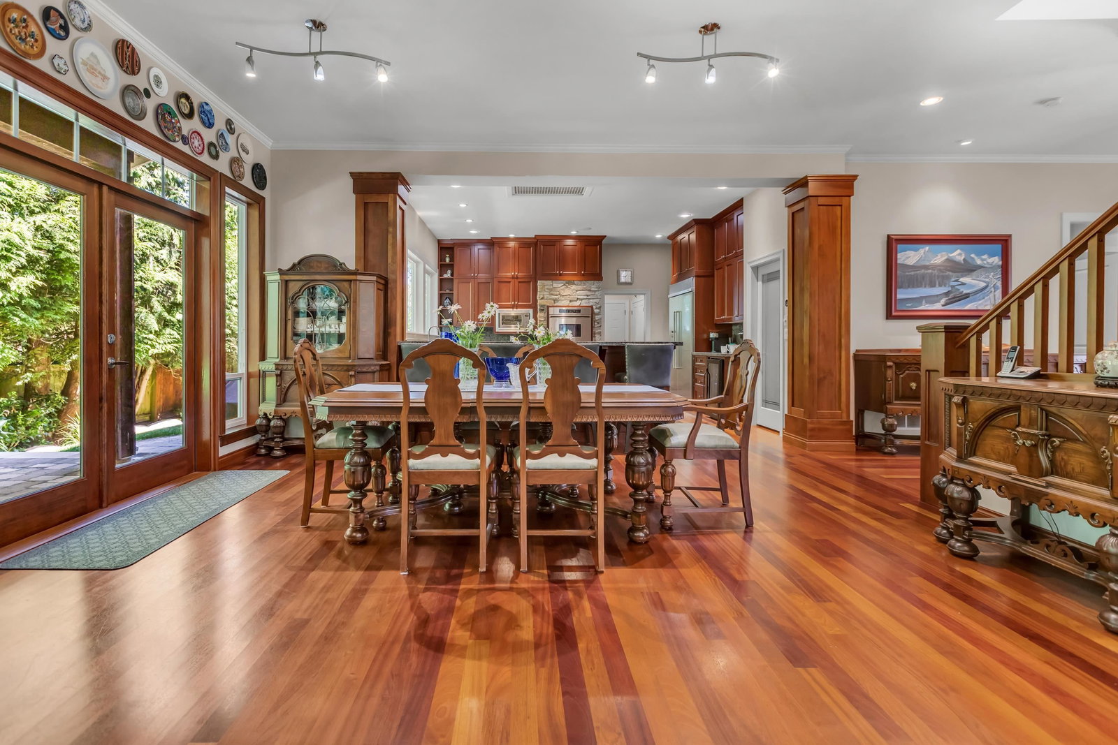 Listing Image 14