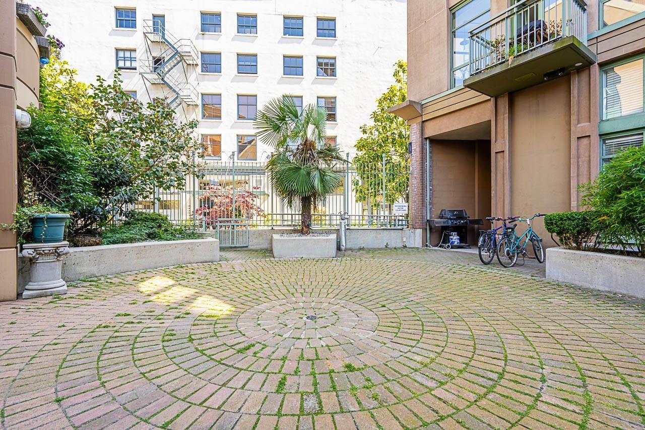Listing Image 13