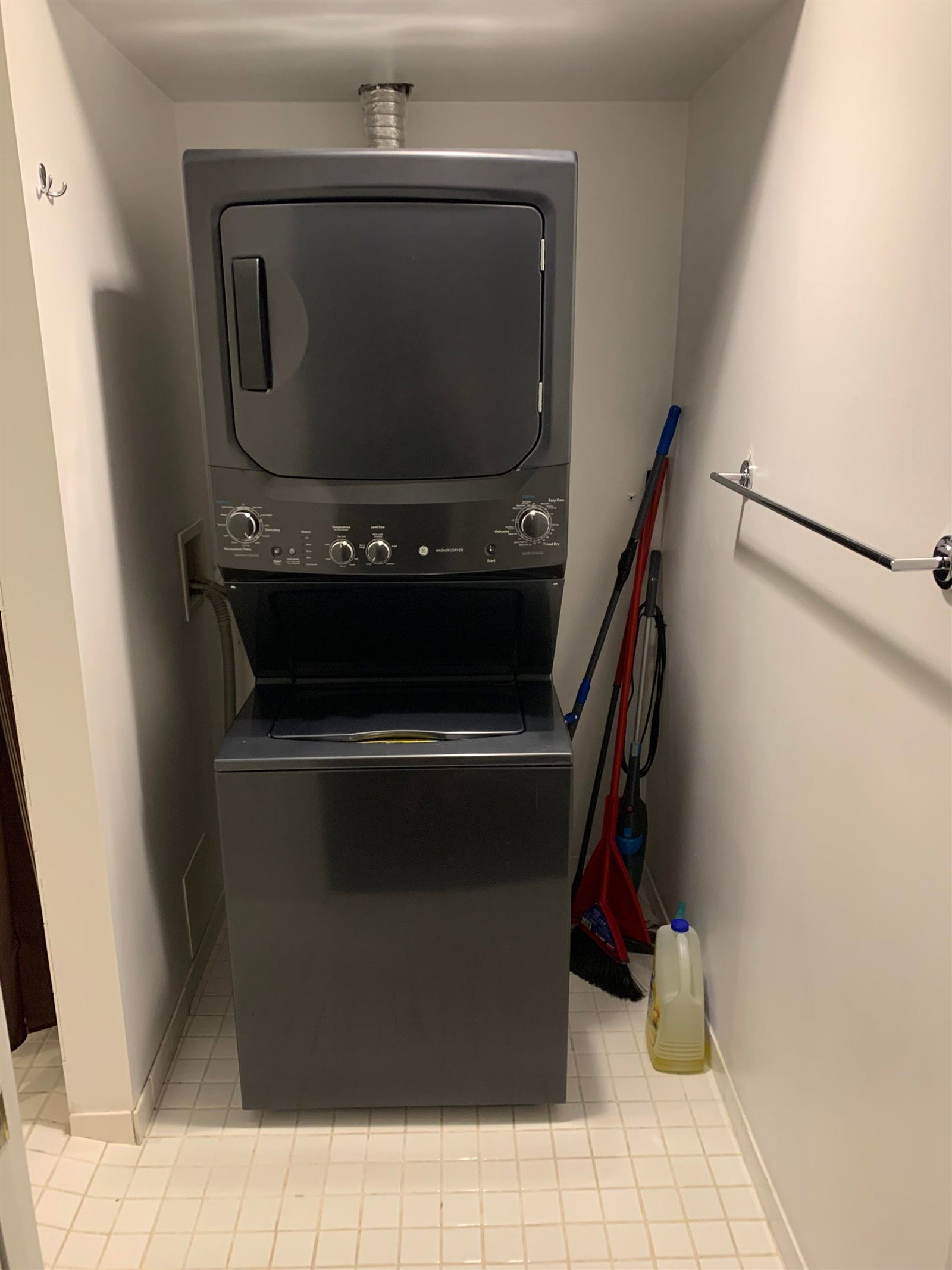 Listing Image 25