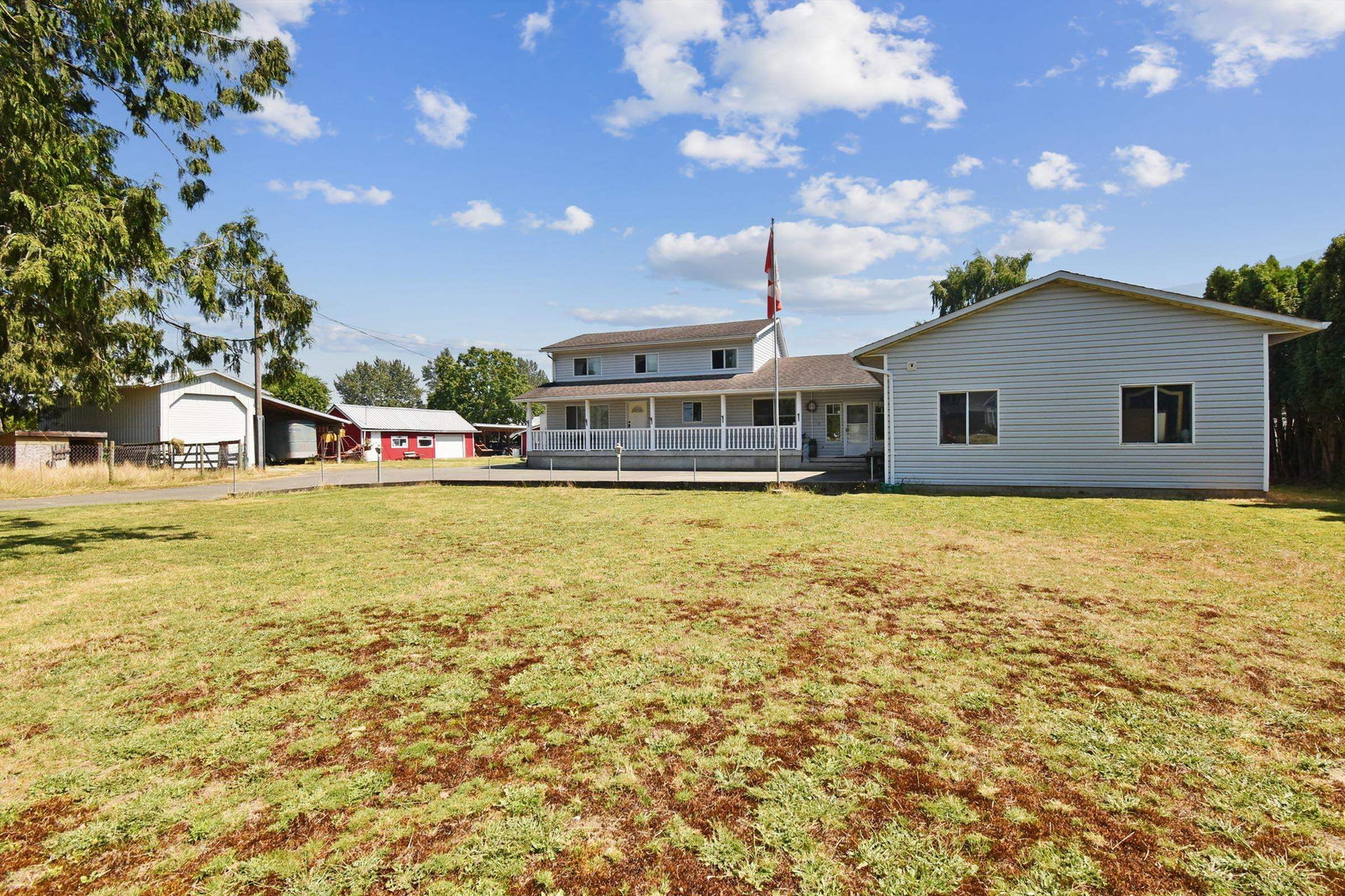 Listing Image 3