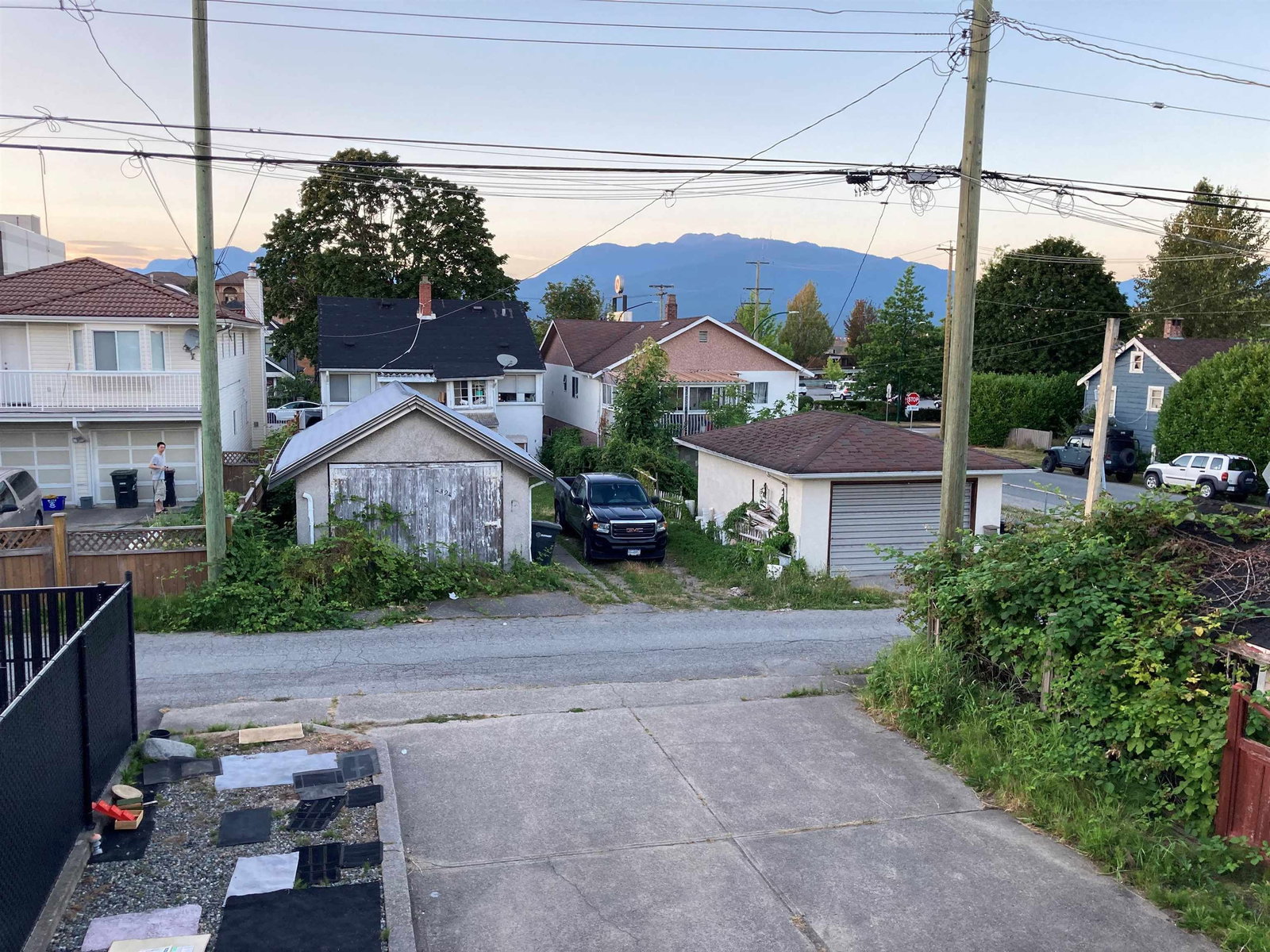 Listing Image 18