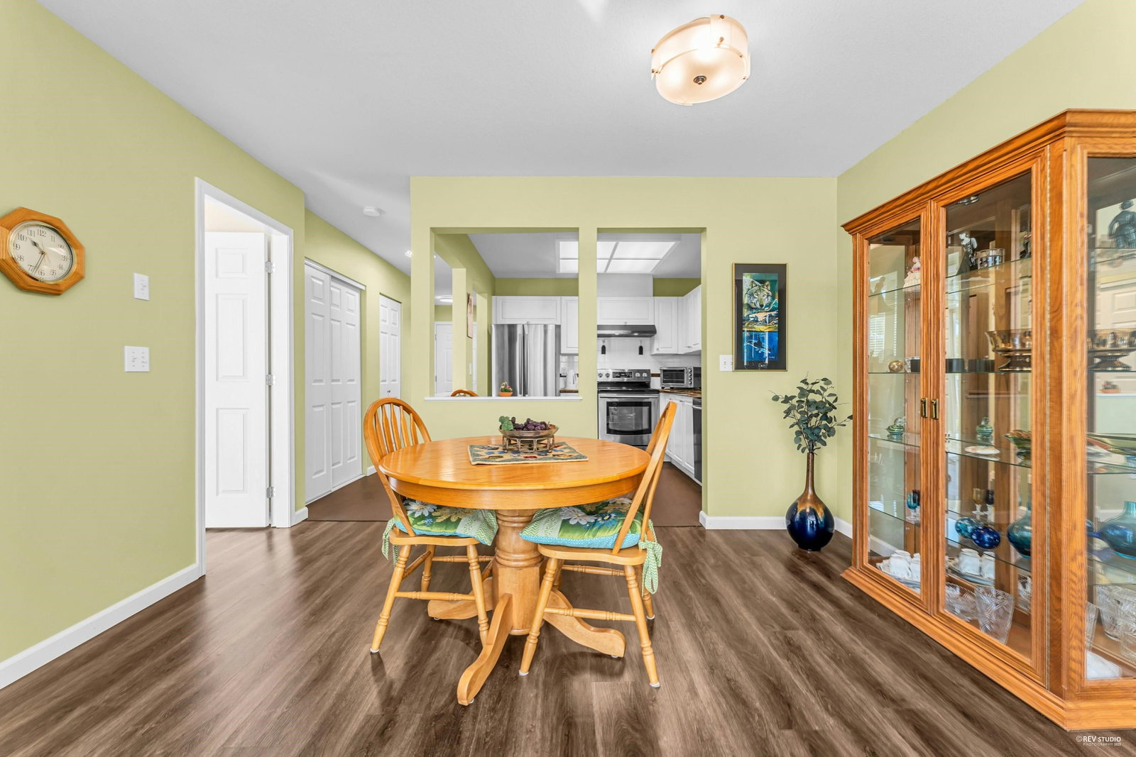 Listing Image 9