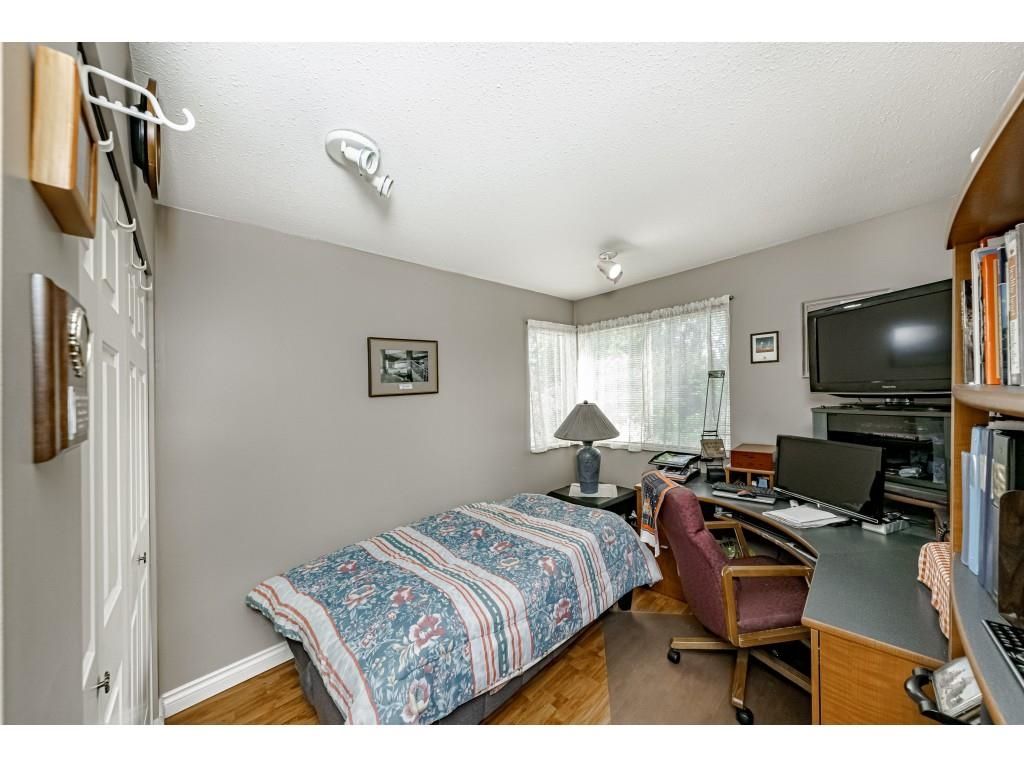 Listing Image 27