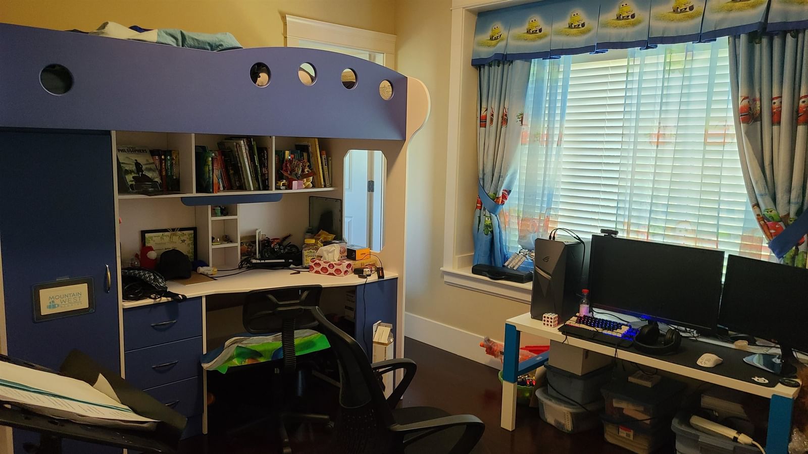 Listing Image 11